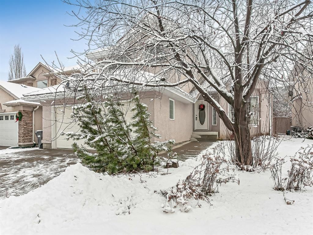 I have sold a property at 39 Evergreen WAY SW in Calgary
